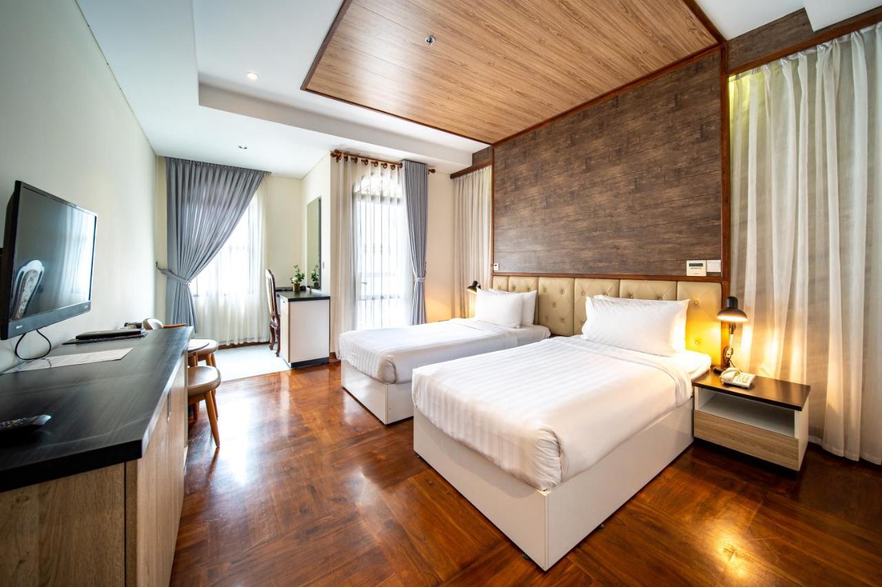 Lcs Hotel & Apartment Phnom Penh Exteriör bild